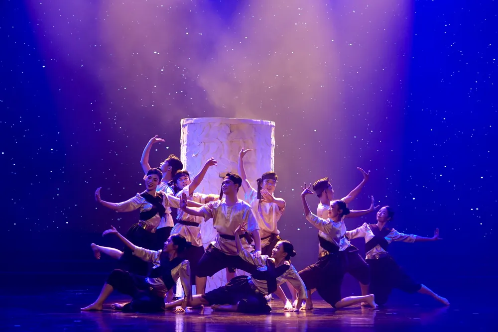 Nep moi - Yero - vu doan NTV.JPG