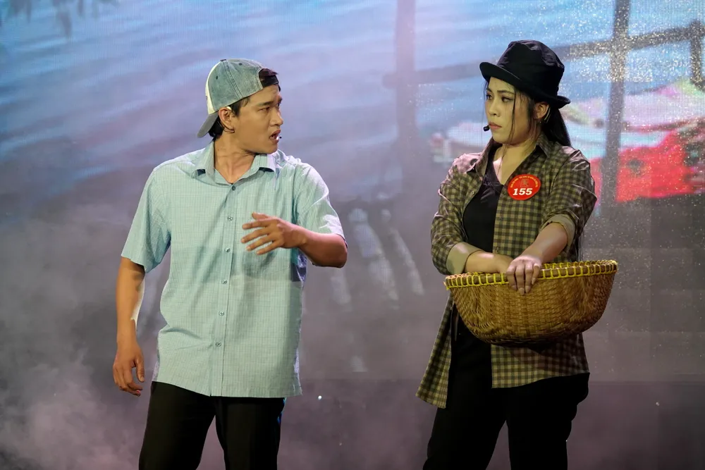 Lam Thi Thuy Linh - Nguoc gio.JPG