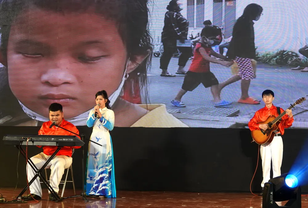 Khanh Hoa - Trai tim be bong.JPG