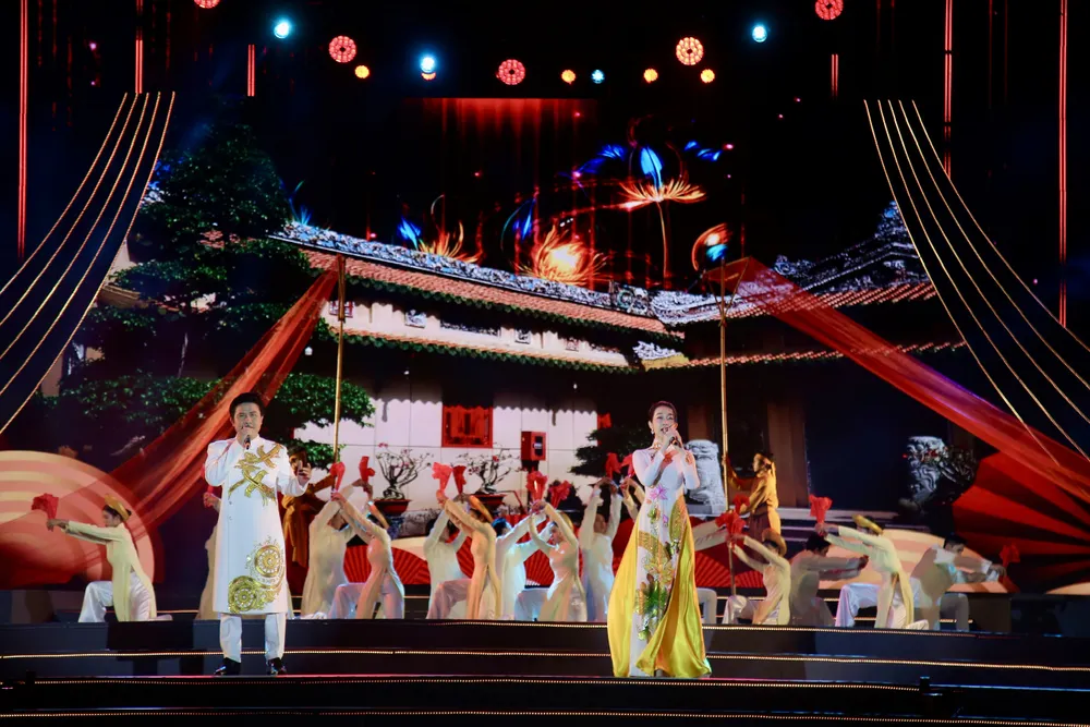 Pham The Vi - Vo Anh Ngoc.jpg