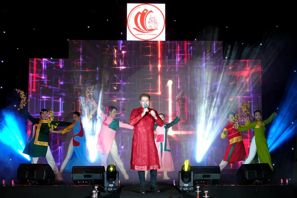 Kyo York - lien khuc xuan - Nhu hoa mua xuan - HOa co mua xuan.JPG