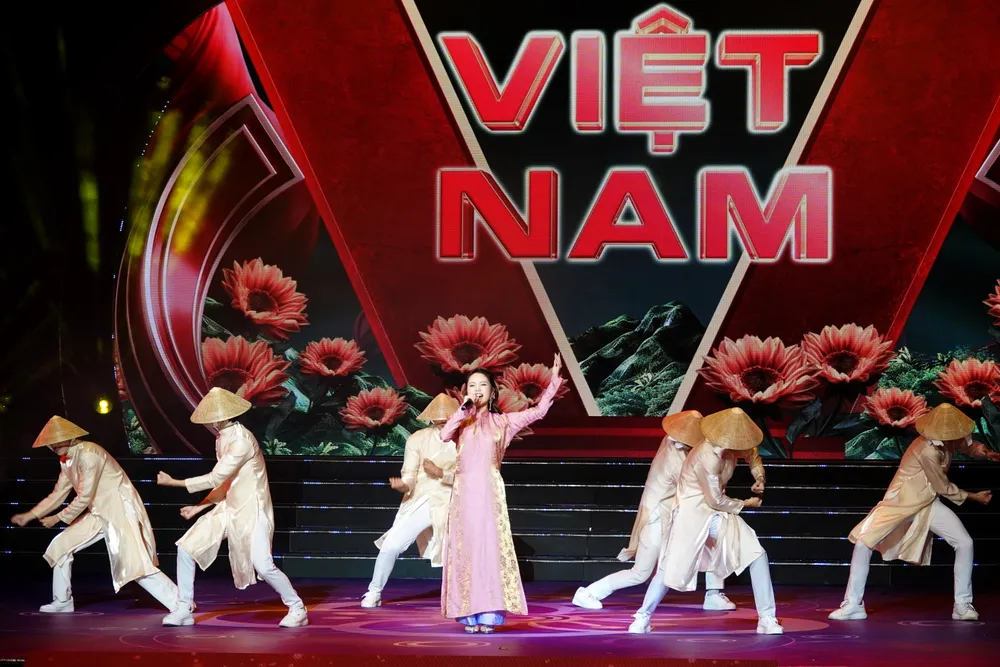 Phuong My Chi - Made in VN.JPG