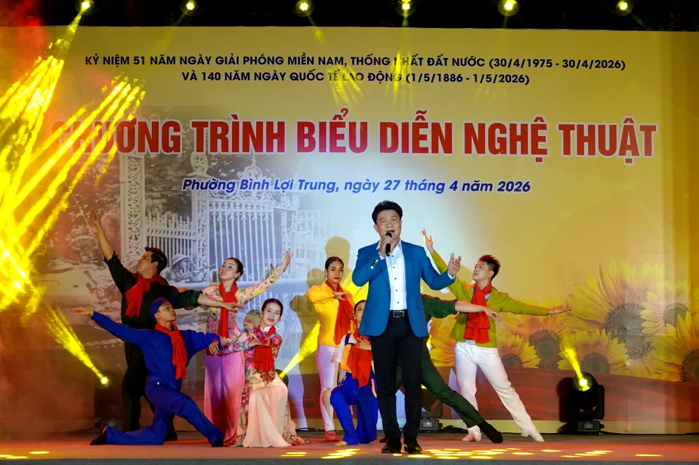 Tieng hatv tu TP mang ten Bac.JPG
