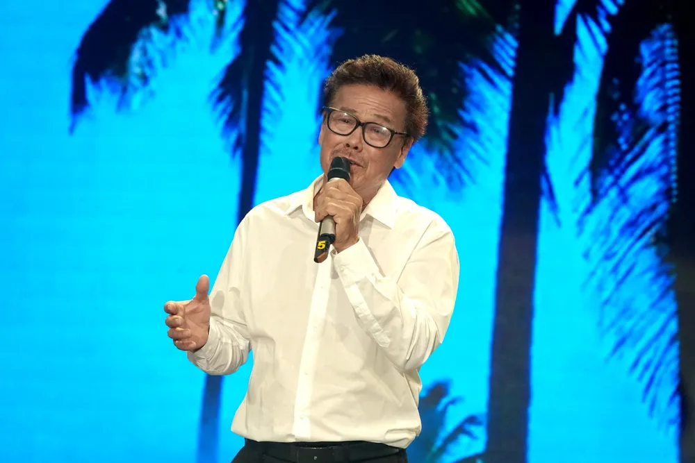 NSUT Cao Minh - Cay dua.JPG