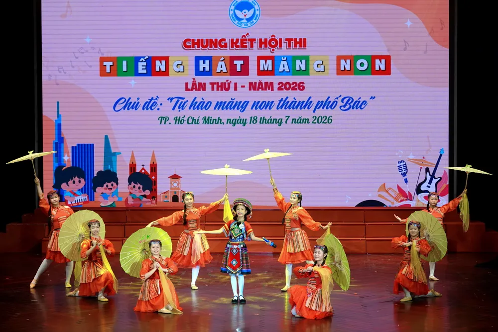 Le ho hai my - Duong em den truong 1.JPG