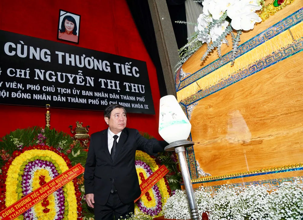 Lễ truy điệu và di quan Phó Chủ tịch UBND TPHCM Nguyễn Thị Thu ảnh 9