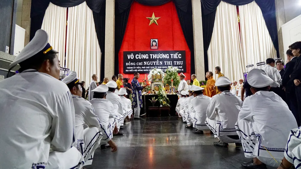 Lễ truy điệu và di quan Phó Chủ tịch UBND TPHCM Nguyễn Thị Thu ảnh 11