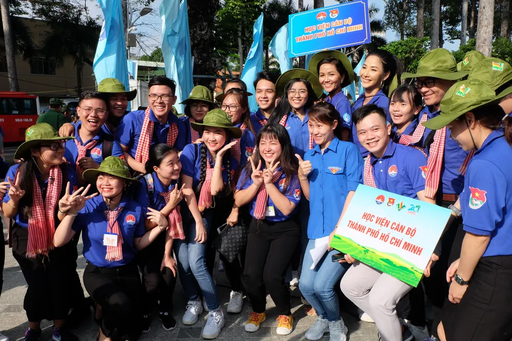 Ra quân Chiến dịch tình nguyện Mùa hè xanh lần thứ 26 năm 2019 ảnh 3