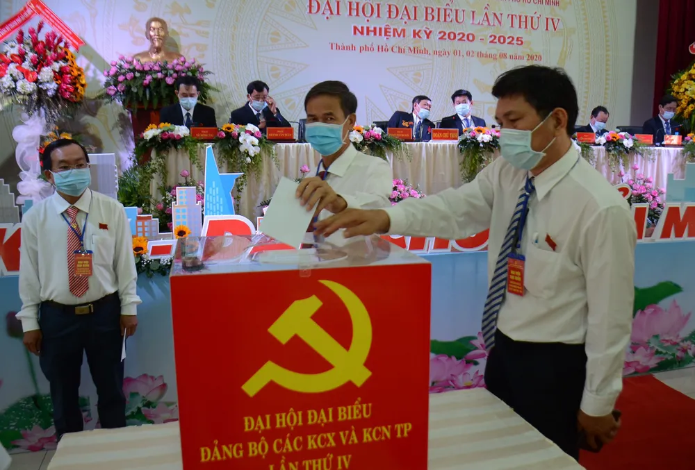 Đồng chí Hứa Quốc Hưng tái đắc cử Bí thư Đảng ủy các KCX-KCN TP ảnh 1