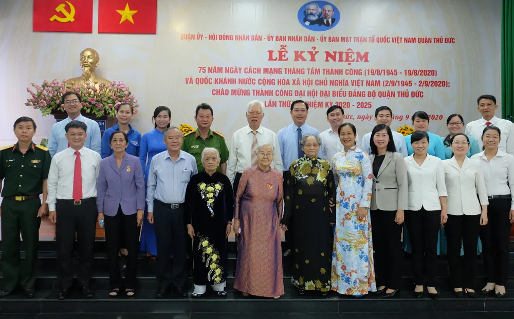 Quận Thủ Đức kỷ niệm 75 năm Cách mạng Tháng Tám và Quốc khánh 2-9 ảnh 2