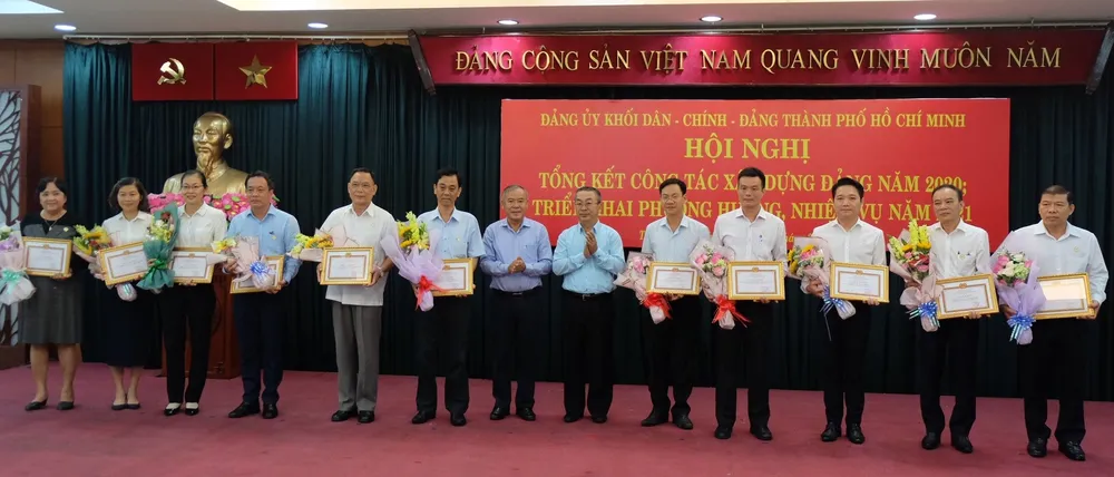 Đảng ủy Khối Dân - Chính - Đảng tổng kết công tác xây dựng Đảng năm 2020 ảnh 4