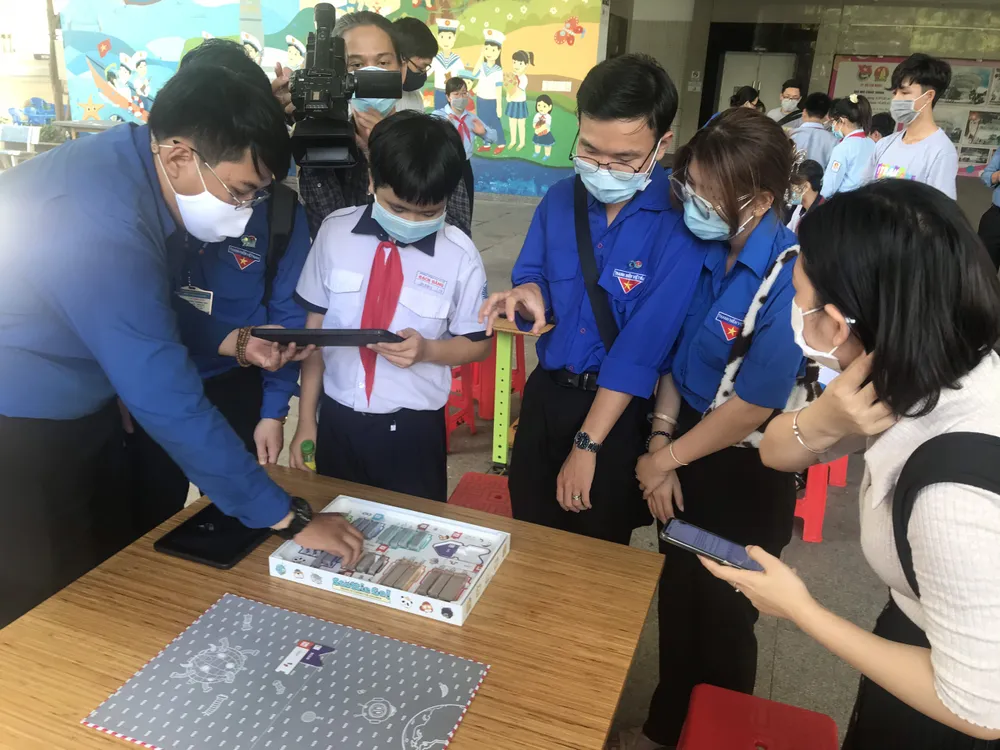 Phòng học di động với nhiều tiện ích phục vụ học sinh và người dân TPHCM ảnh 2