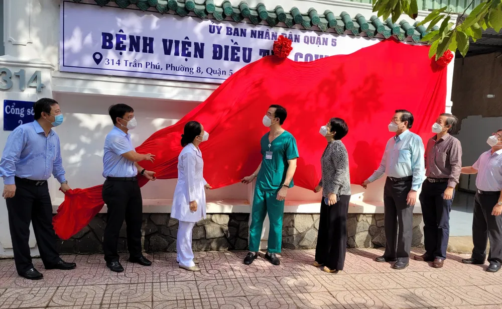 Quận 5 đưa bệnh viện thu dung điều trị Covid-19 với 120 giường bệnh vào hoạt động ảnh 1