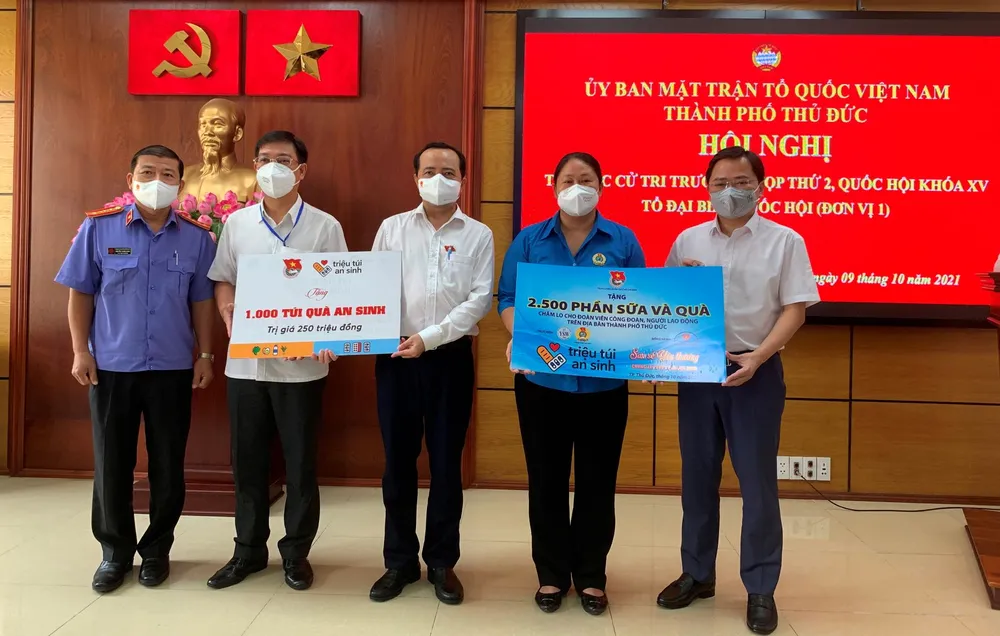 Cử tri TP Thủ Đức kiến nghị nhiều vấn đề liên quan đến phòng chống dịch Covid-19 ảnh 2