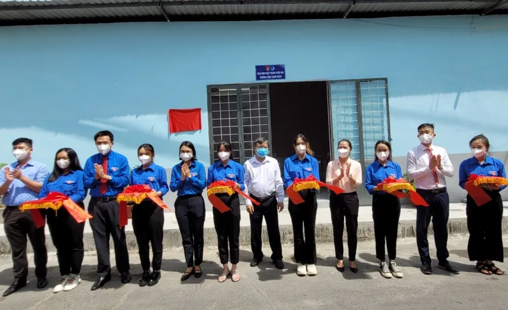 Tuyên dương 174 gương “Cán bộ, công chức, viên chức trẻ, giỏi, thân thiện”  năm 2021 ảnh 5