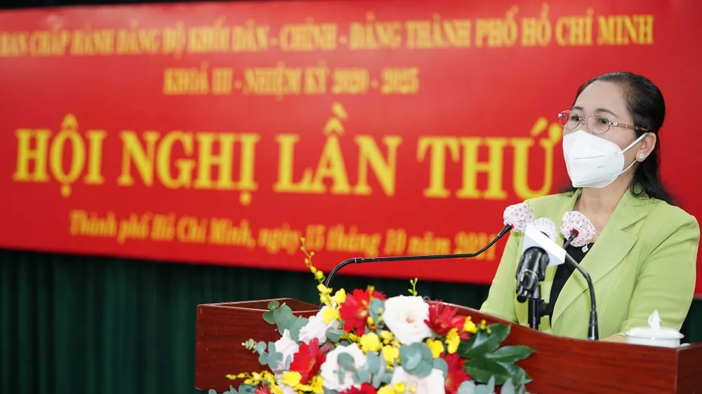 Đảng ủy Khối Dân - Chính - Đảng TPHCM cần tăng tốc hoàn thành nhiệm vụ trong giai đoạn “bình thường mới” của thành phố  ​ ảnh 2