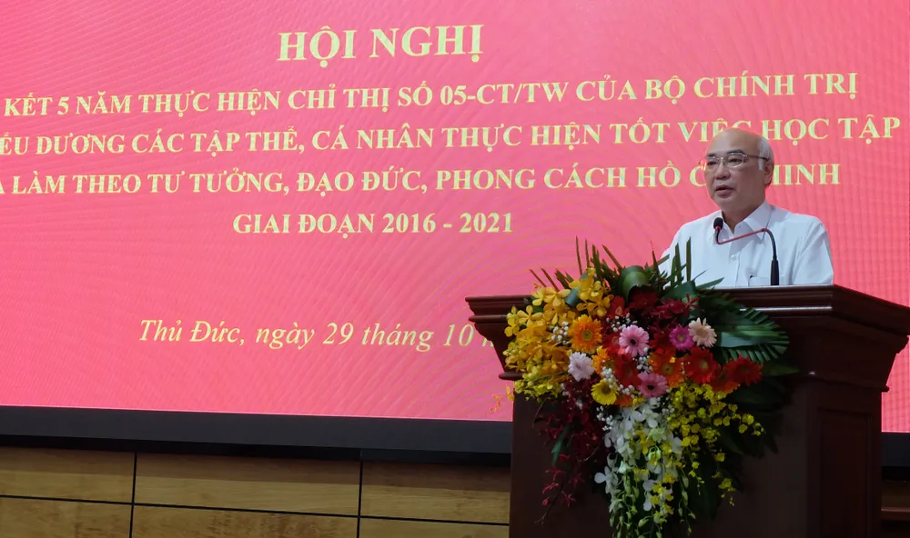 Trưởng ban Tuyên giáo Thành ủy TPHCM Phan Nguyễn Như Khuê: Làm theo Bác phải thể hiện bằng từng phần việc cụ thể ảnh 1