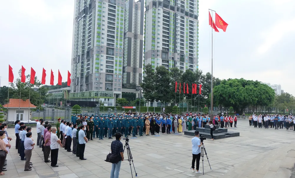 TP Thủ Đức tăng cường 2.300 người về các phường hỗ trợ phòng chống dịch Covid-19 ảnh 2