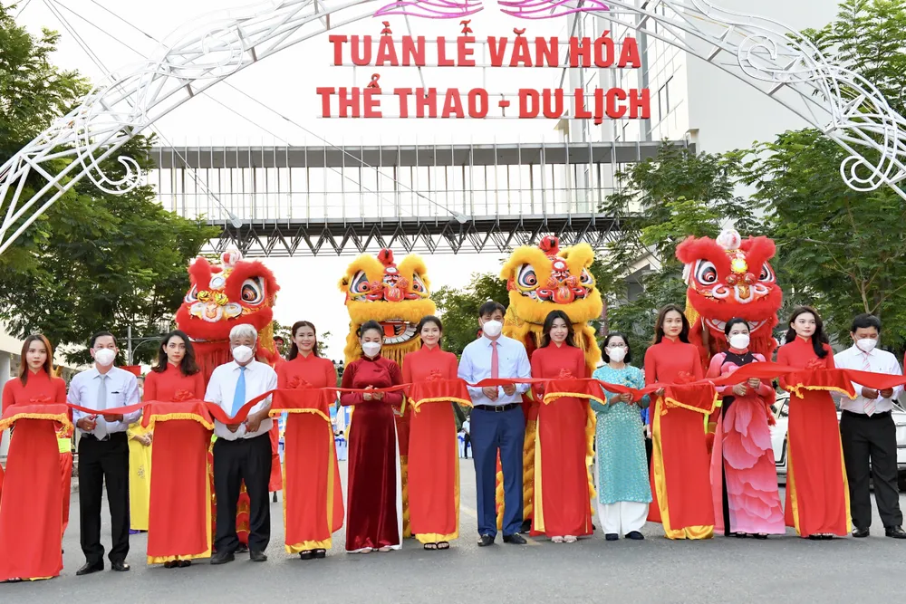 Sôi nổi các hoạt động tại Tuần lễ Văn hóa - Thể thao - Du lịch quận 7  ảnh 1