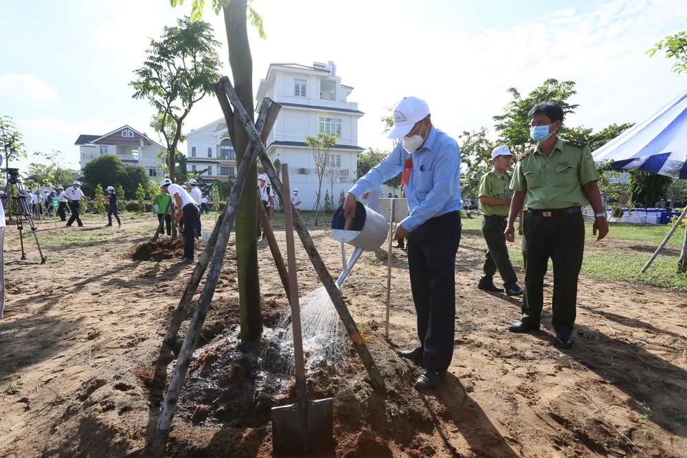 TPHCM phát động “Tết trồng cây đời đời nhớ ơn Bác Hồ” năm 2022 ảnh 3