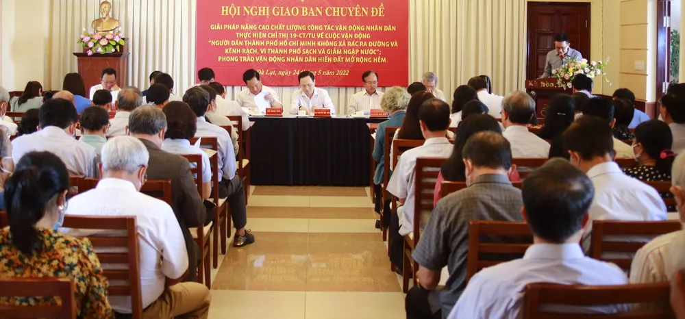 Công tác dân vận phải được đặt lên hàng đầu ảnh 2