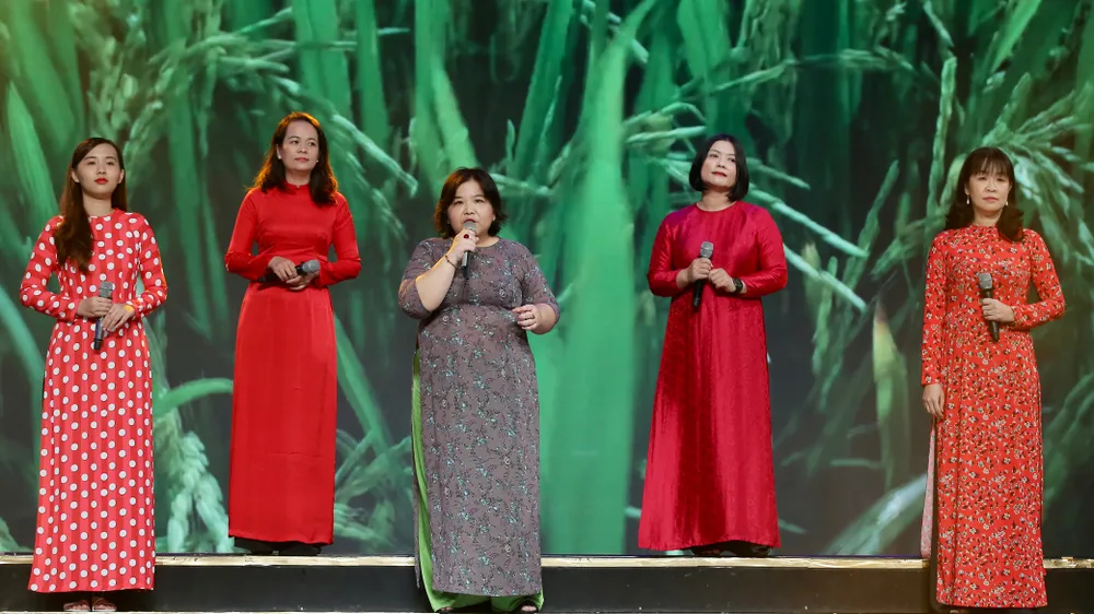 Giải Báo chí TPHCM lần thứ 40: Báo Sài Gòn Giải Phóng đoạt 9 giải  ảnh 2