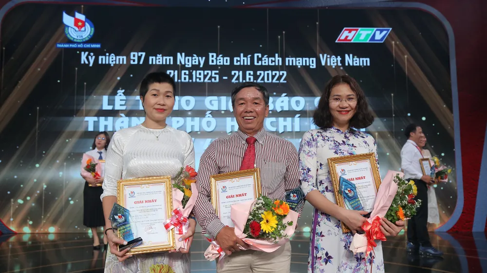 Giải Báo chí TPHCM lần thứ 40: Báo Sài Gòn Giải Phóng đoạt 9 giải  ảnh 6