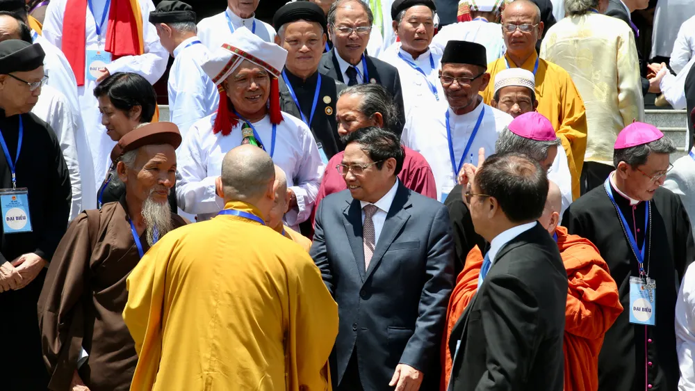 Giải quyết các kiến nghị chính đáng của các chức sắc, tổ chức tôn giáo ảnh 7