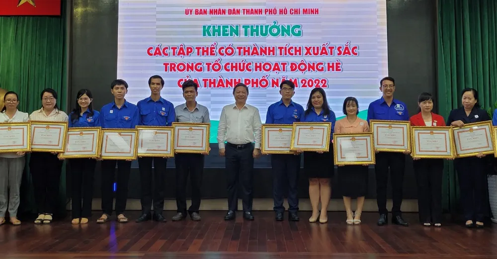 Đồng hành cùng thiếu nhi TPHCM trở thành những công dân tốt ảnh 3