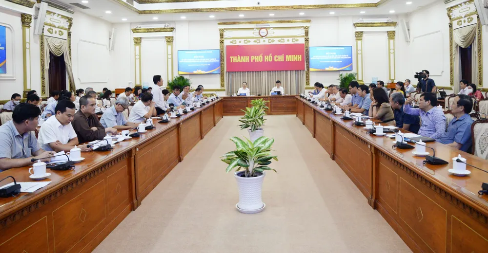 Lãnh đạo TPHCM đồng hành để báo chí phát triển ảnh 1