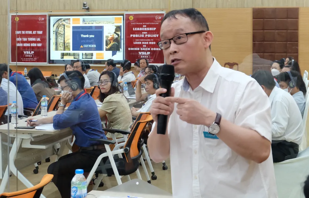 Chia sẻ kinh nghiệm về quản trị công ảnh 2