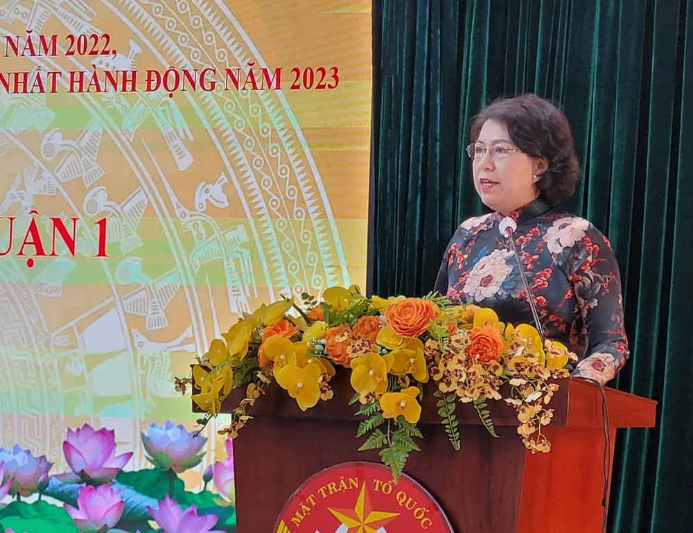 Công khai những gia đình xả rác không đúng nơi quy định ảnh 1