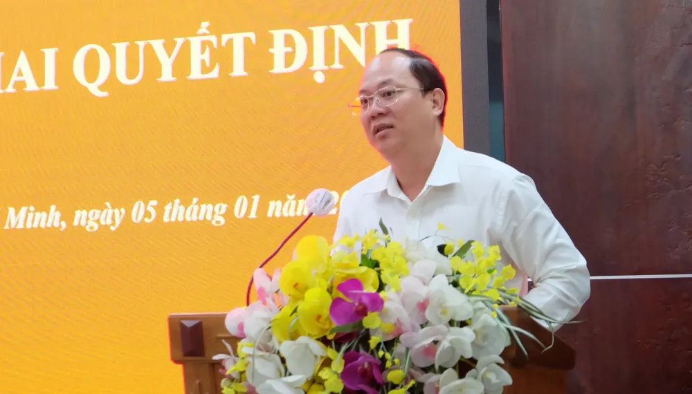 Phó Bí thư Thành ủy TPHCM Nguyễn Hồ Hải phát biểu tại Lễ triển khai quyết định chuyển Đảng bộ cấp trên cơ sở thành Đảng bộ cơ sở