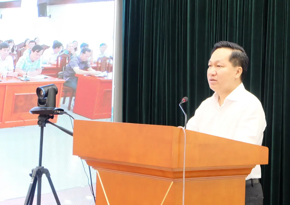 Chủ tịch UBND TP Thủ Đức Hoàng Tùng thông tin tại hội nghị lấy ý kiến cộng đồng dân cư về đồ án quy hoạch chung TP Thủ Đức
