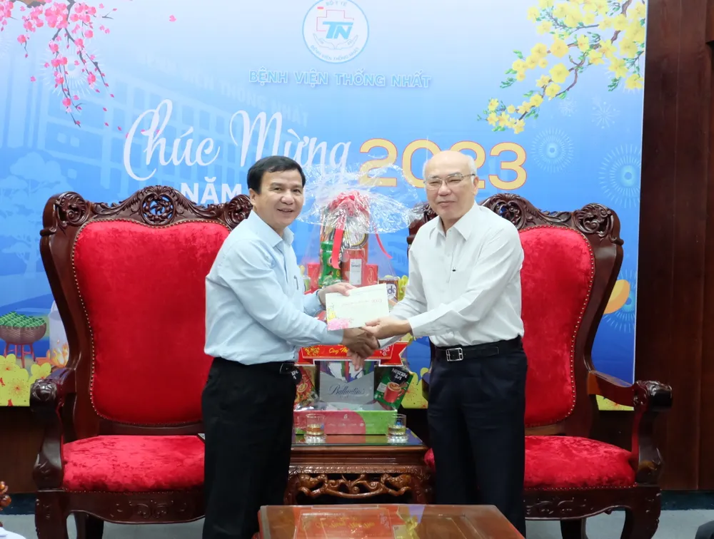 Trưởng ban Tuyên giáo Thành ủy TPHCM thăm, chúc tết y, bác sĩ Bệnh viện Thống Nhất Trưởng ban Tuyên giáo Thành ủy TPHCM thăm, chúc tết y, bác sĩ Bệnh viện Thống Nhất