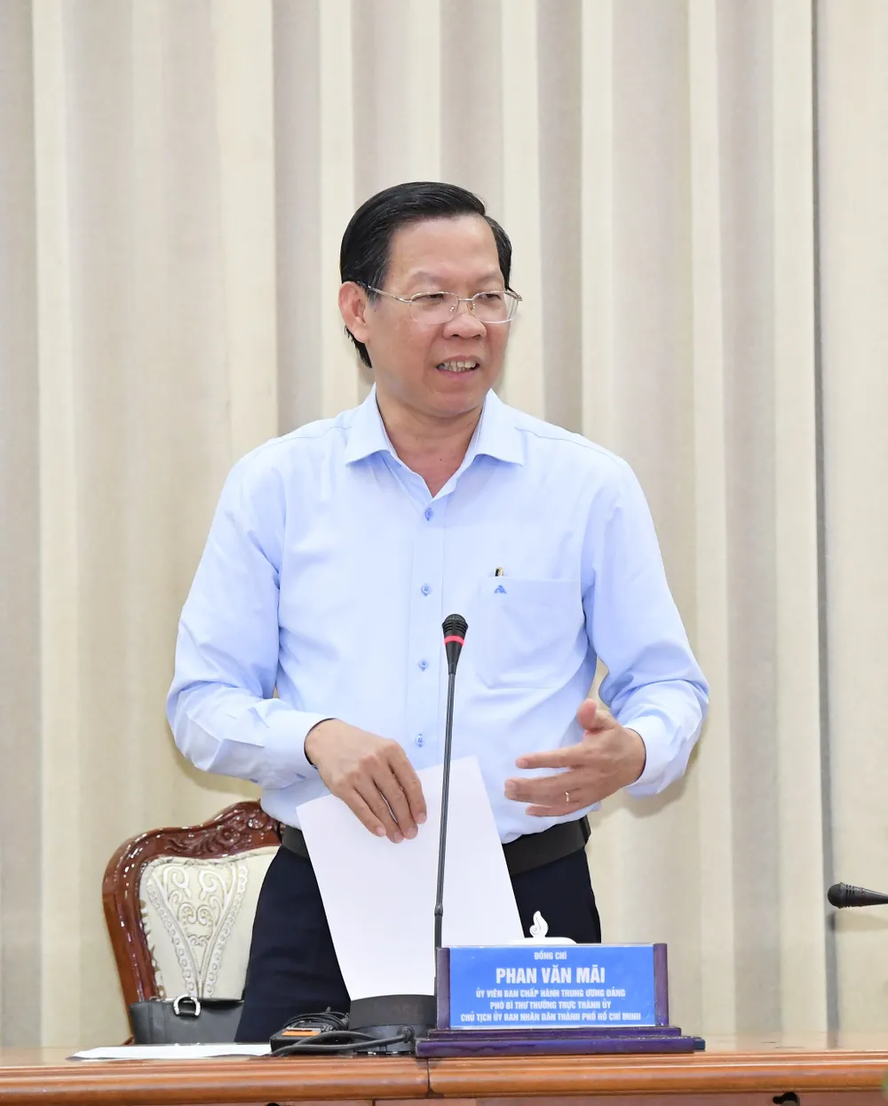 Chủ tịch UBND TPHCM phát biểu tại phiên họp. Ảnh: VIỆT DŨNG