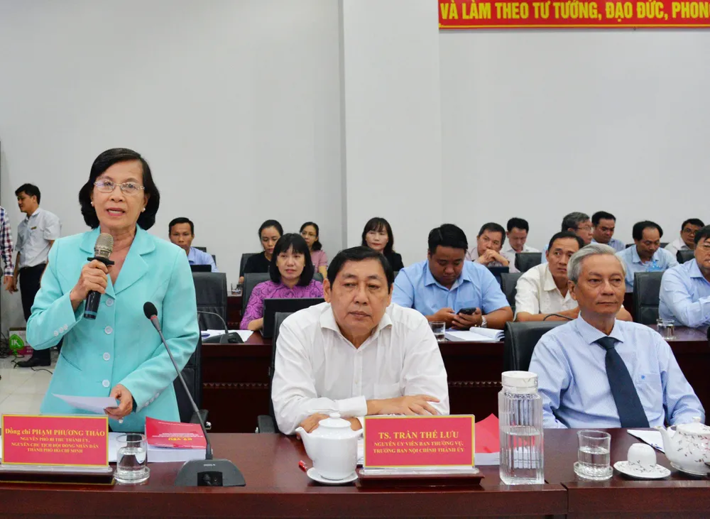 Đồng chí Phạm Phương Thảo gợi mở nhiều giải pháp trong việc đổi mới phương thức lãnh đạo của Đảng