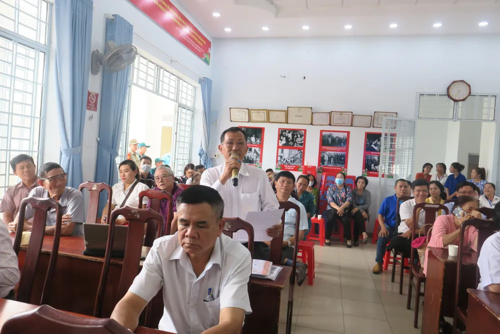 Cử tri TP Thủ Đức đề đạt nhiều ý kiến đến Tổ ĐB HĐND TPHCM đơn vị số 2