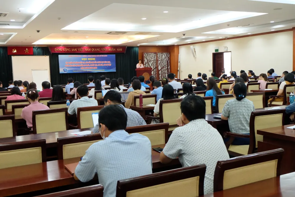 Quang cảnh buổi tập huấn