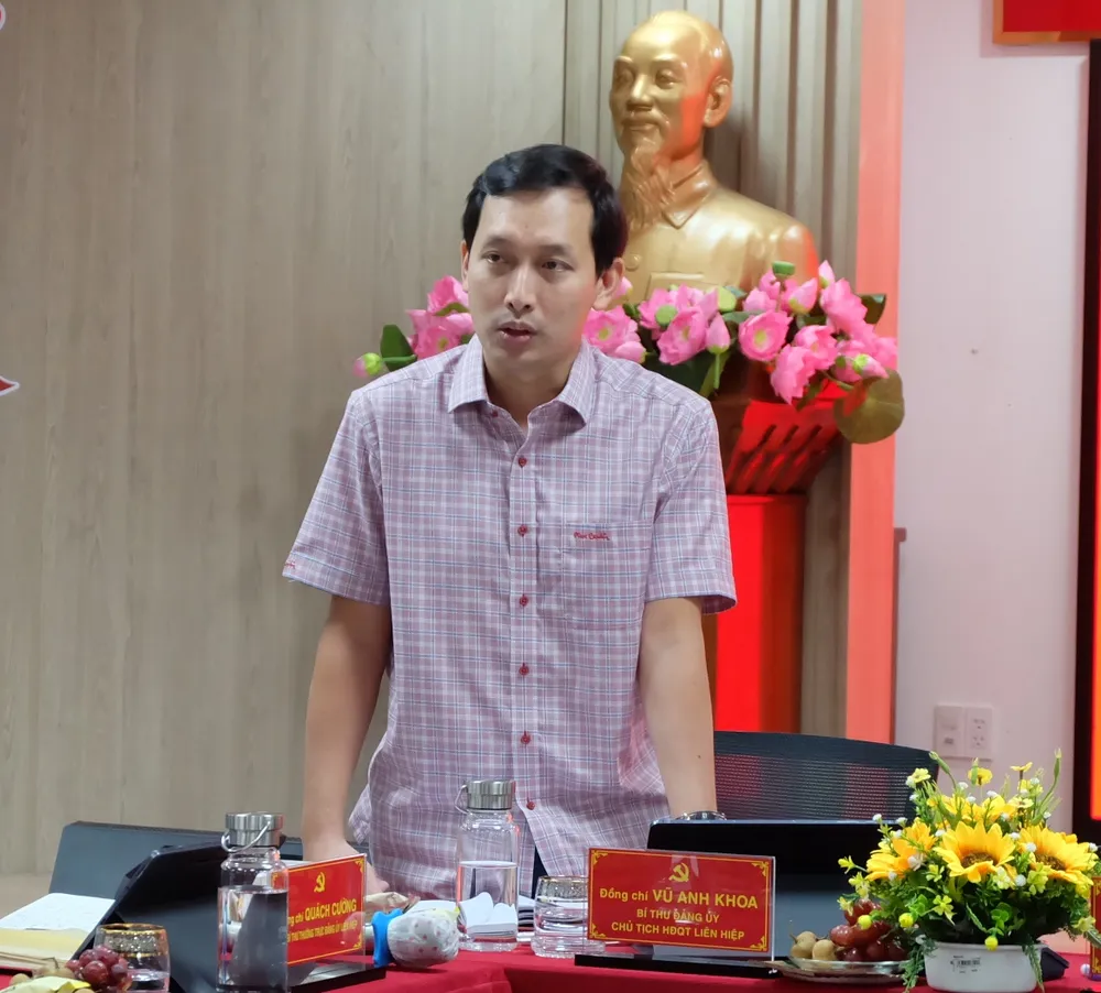 Bí thư Đảng ủy, Chủ tịch HĐQT Saigon Co.op Vũ Anh Khoa phát biểu tại buổi làm việc