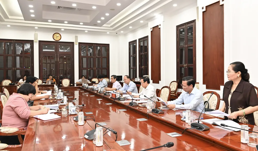 5-6. Thành uỷ 2.jpg