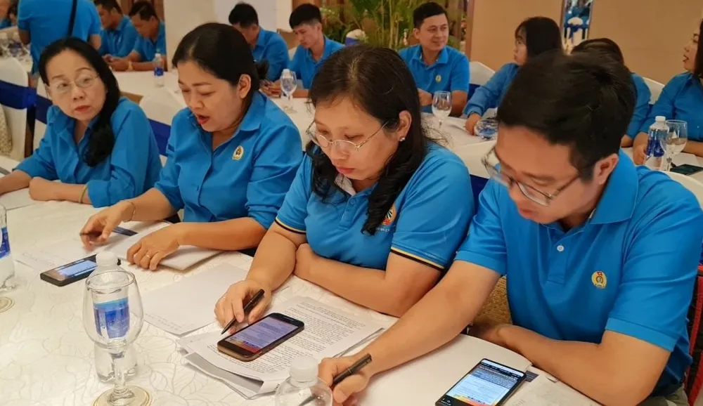 9-6. Công đoàn.jpg