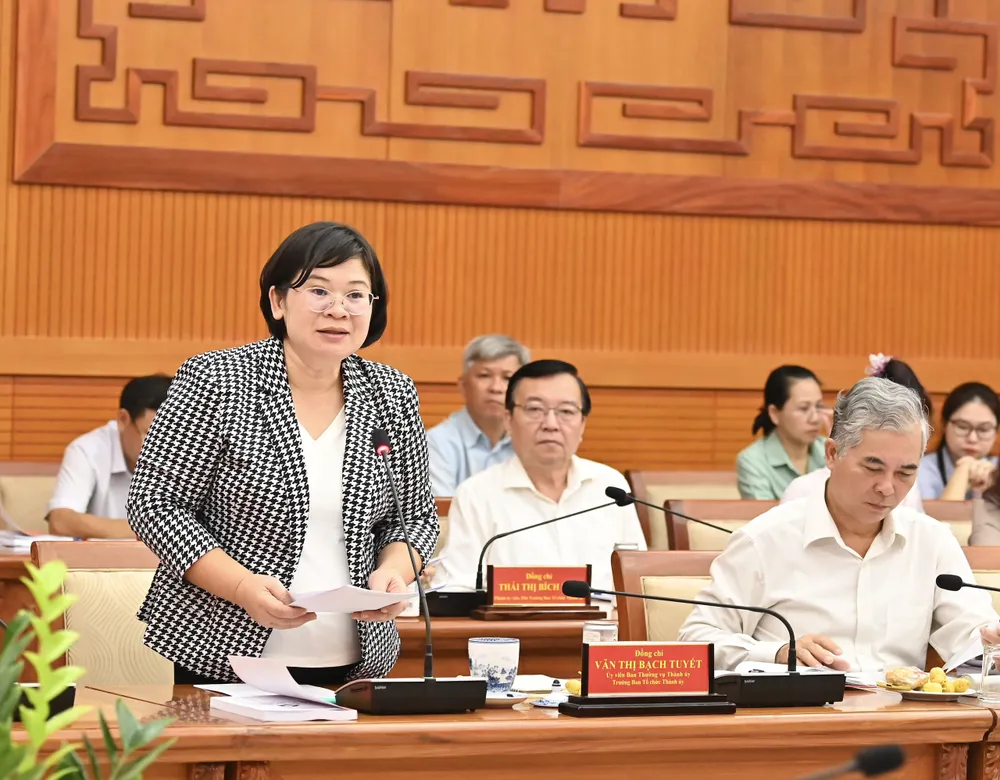 8-8. Tiểu ban ĐH 6.jpg