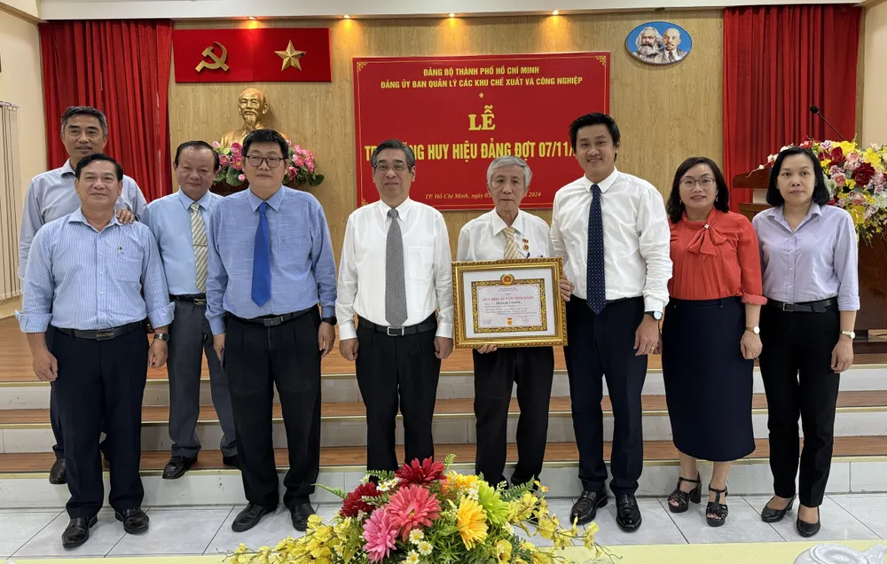 5-11. Anh Lộc 4.jpg