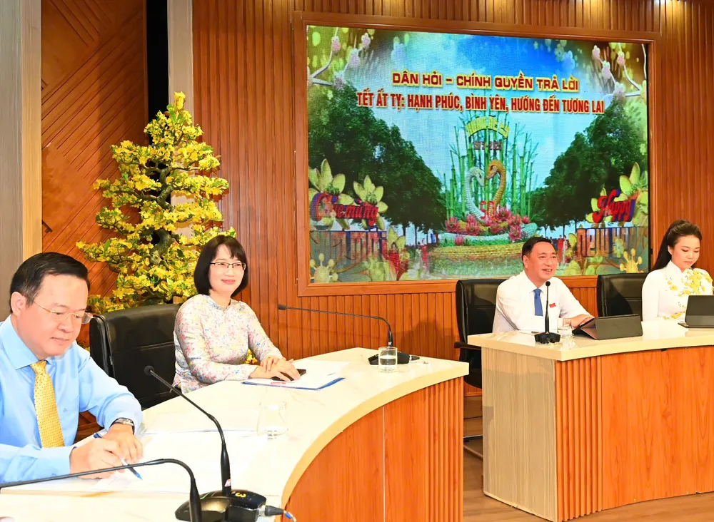 12-1. Dân hoi 2.jpg