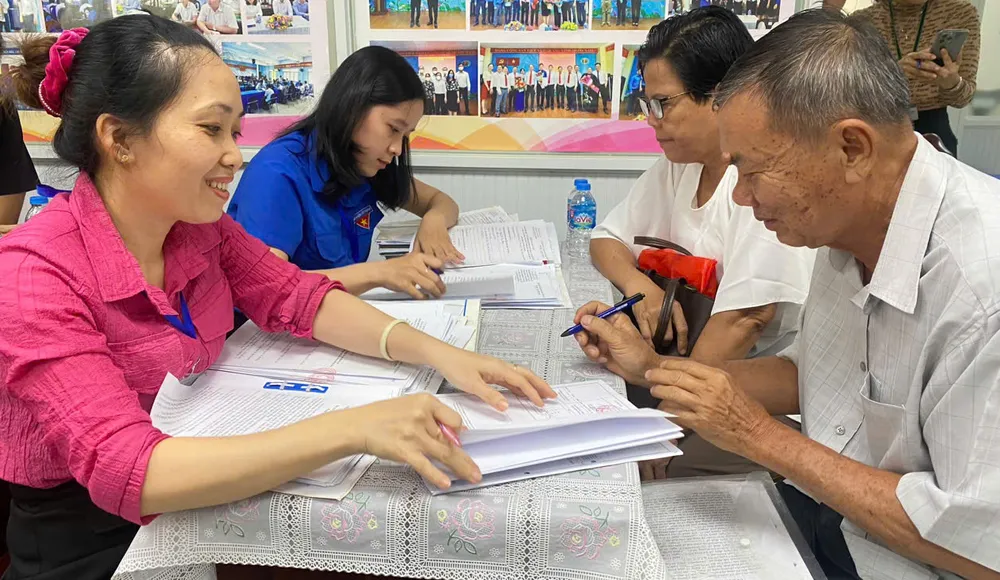 31-12. Thủ Đức chi hỗ trợ.jpg