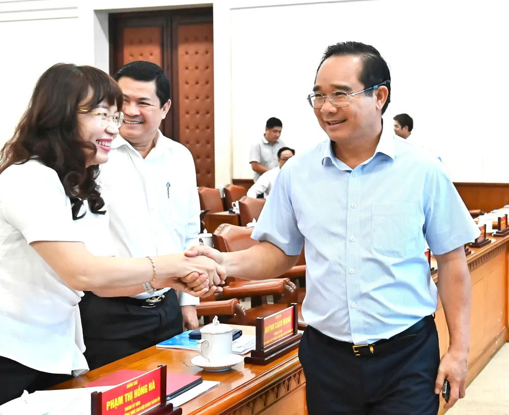 14-4. Đảng uỷ UBND TPHCM 1.jpg