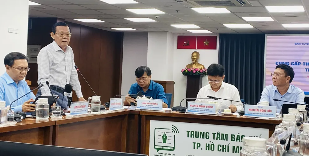 26-6. Họp báo 1.jpg