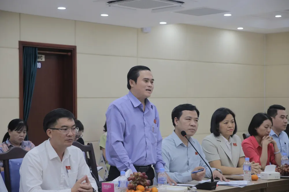 29-1. Sân vận động 2.jpg