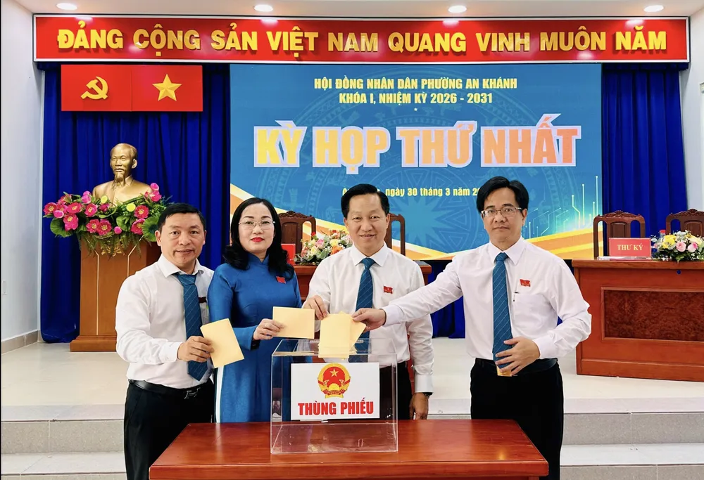 Đại biểu HĐND phường An Khánh bầu các chức danh lãnh đạo chủ chốt